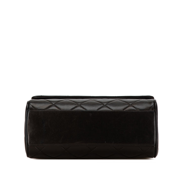 Chanel CC Quilted Cuir d’agneau Flap Noir – GABY PARIS Authentique