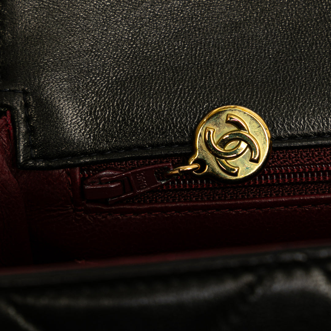 Chanel CC Quilted Cuir d’agneau Flap Noir – GABY PARIS Authentique