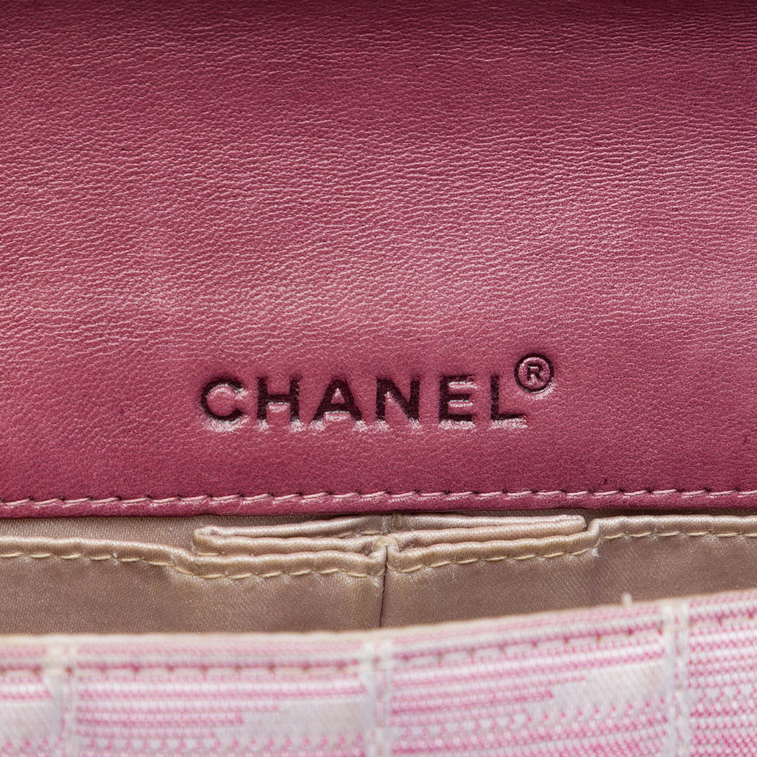 Chanel New Travel Line Nylon East West à rabat