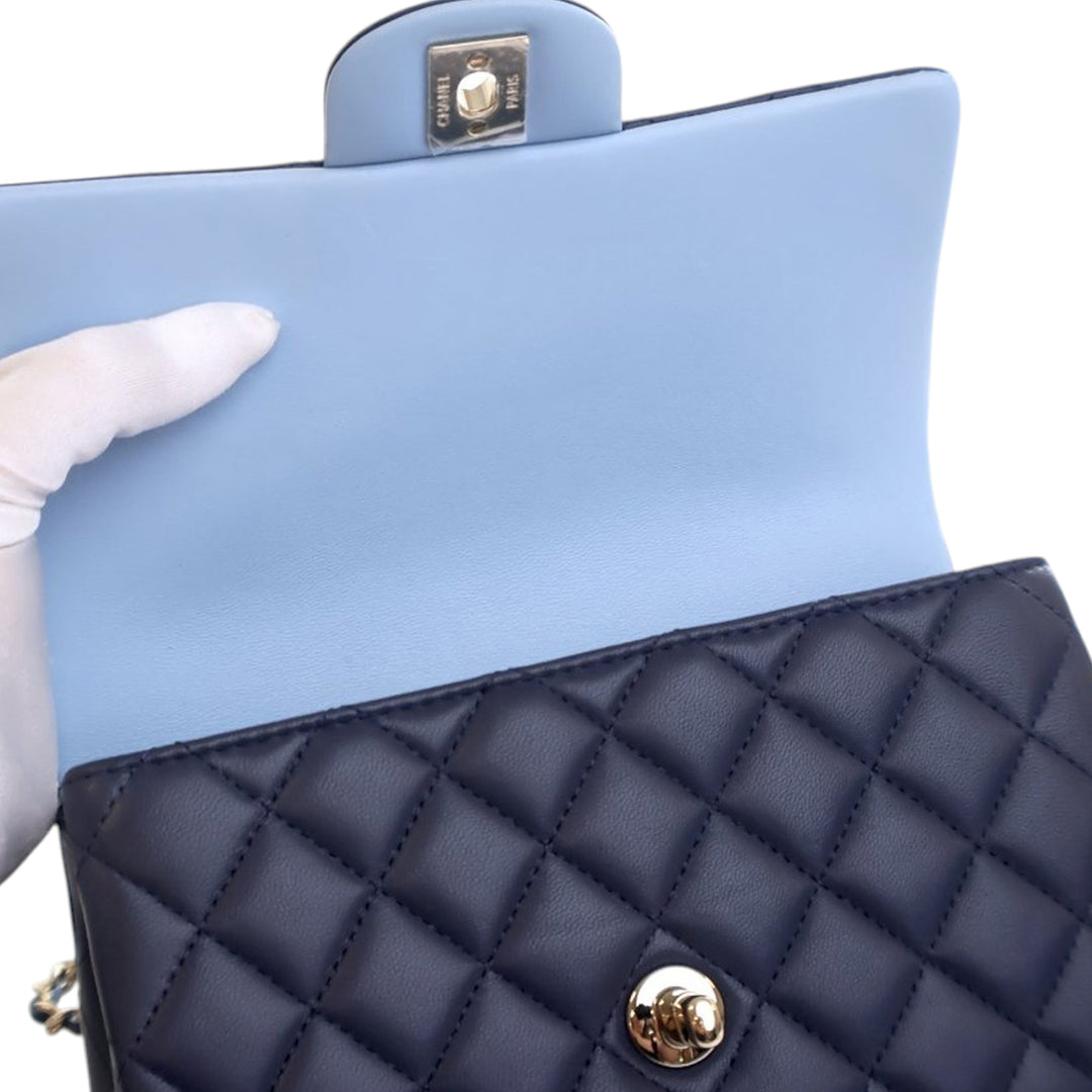 Chanel Mini Rectangular Cuir d’agneau anse supérieure à rabat