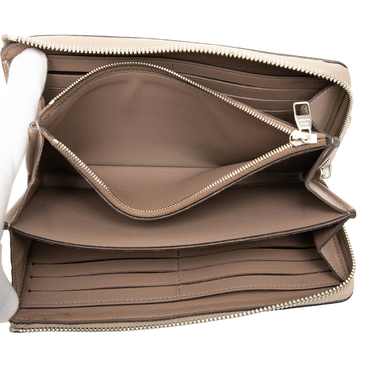Louis Vuitton Taurillon Comete Portefeuille