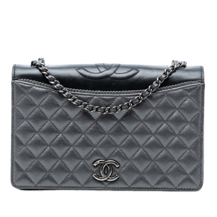 Chanel Small Matelassé Metallic Cuir d’agneau Ballerine à rabat