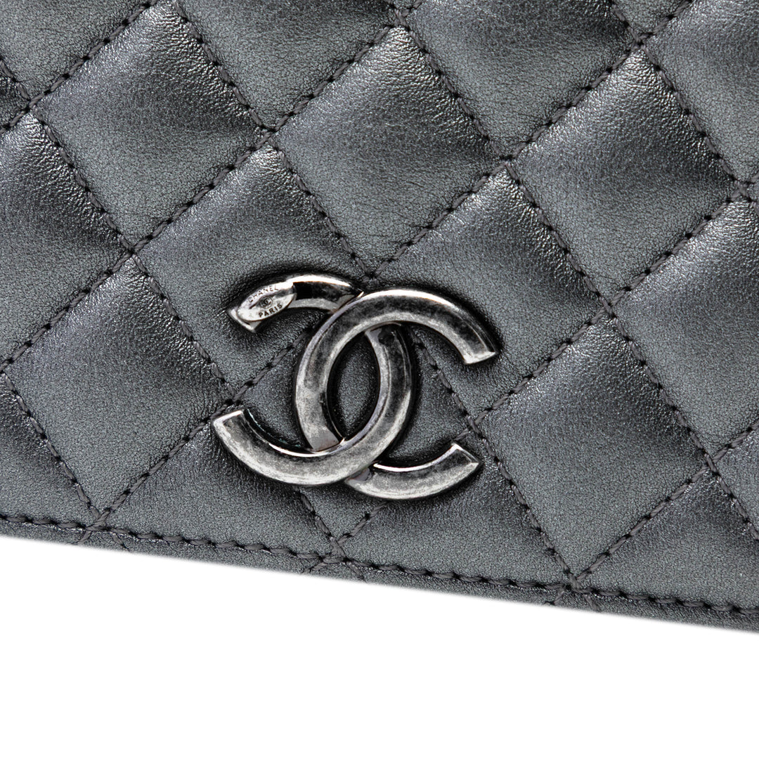 Chanel Small Matelassé Metallic Cuir d’agneau Ballerine à rabat