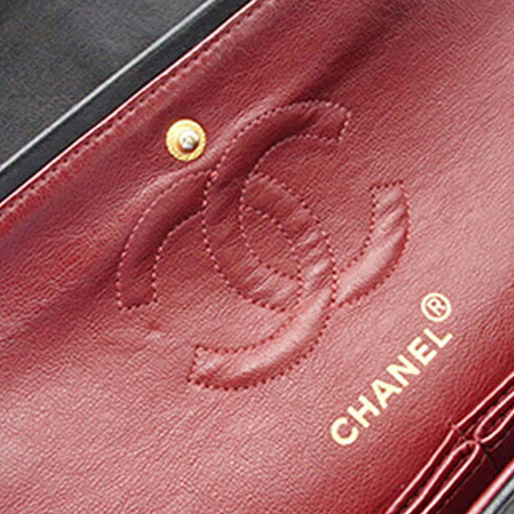 Classic Double rabat Petit Cuir d'agneau Noir