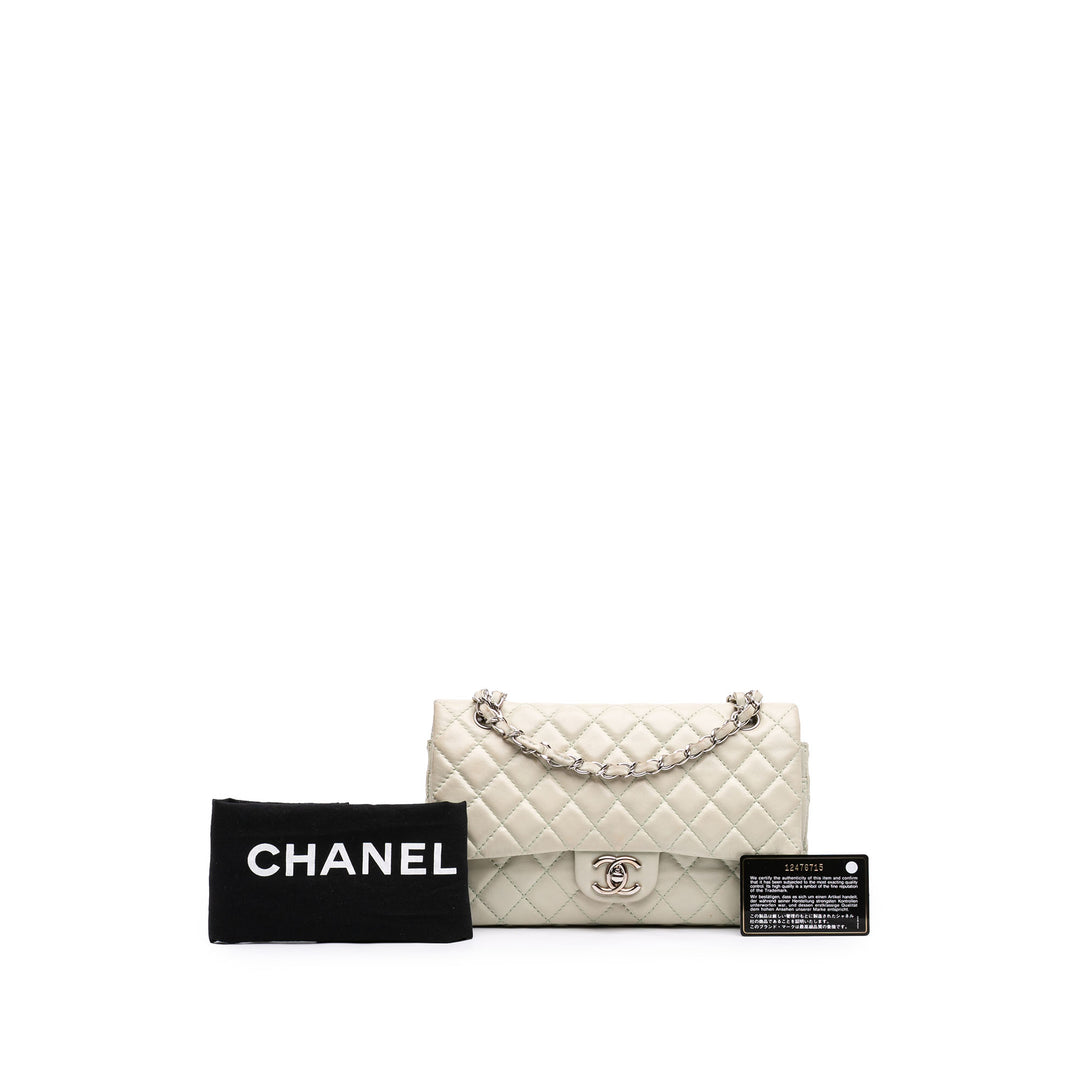 Chanel Classic Double rabat Moyen Cuir d'agneau