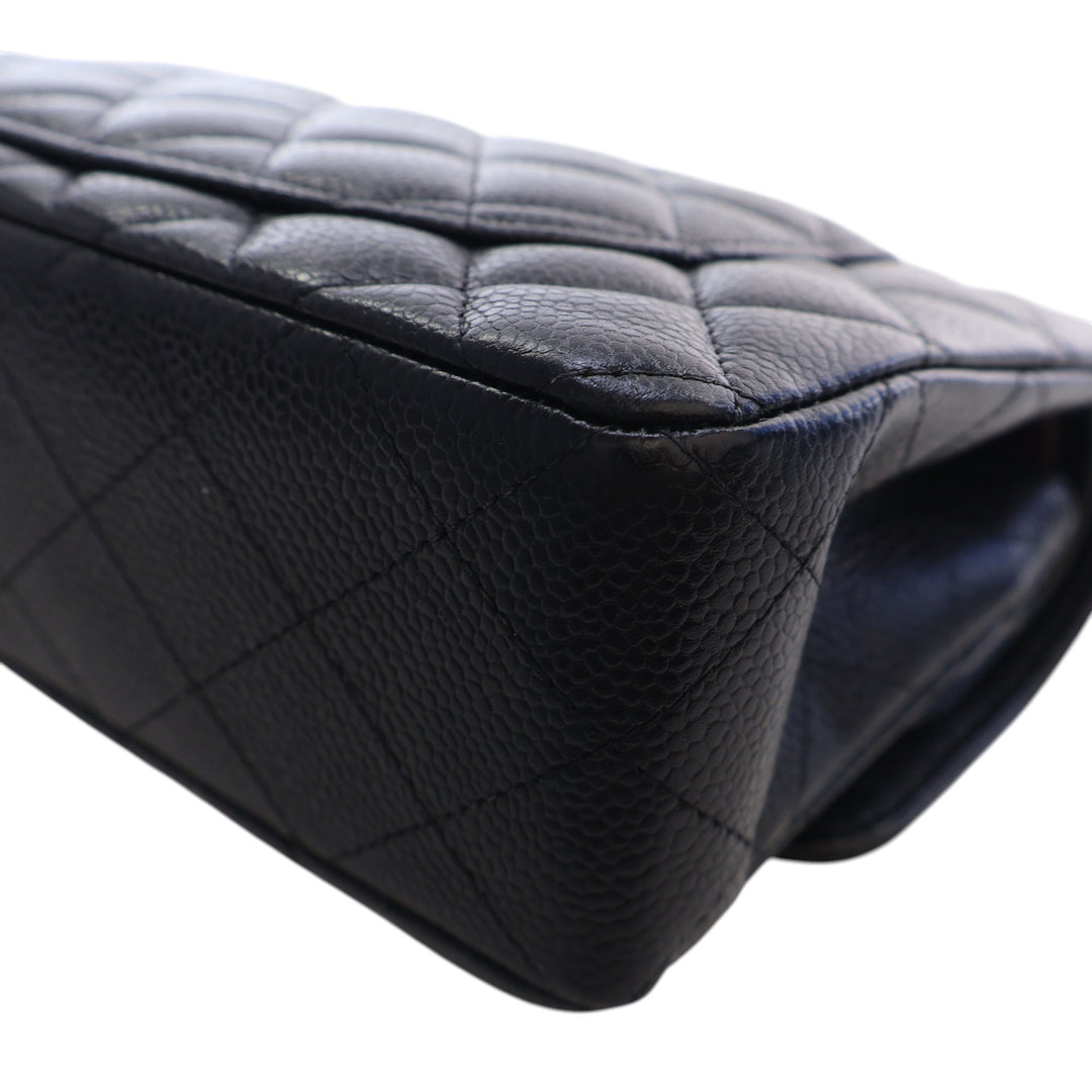 Chanel Classic Double rabat Petit Cuir caviar