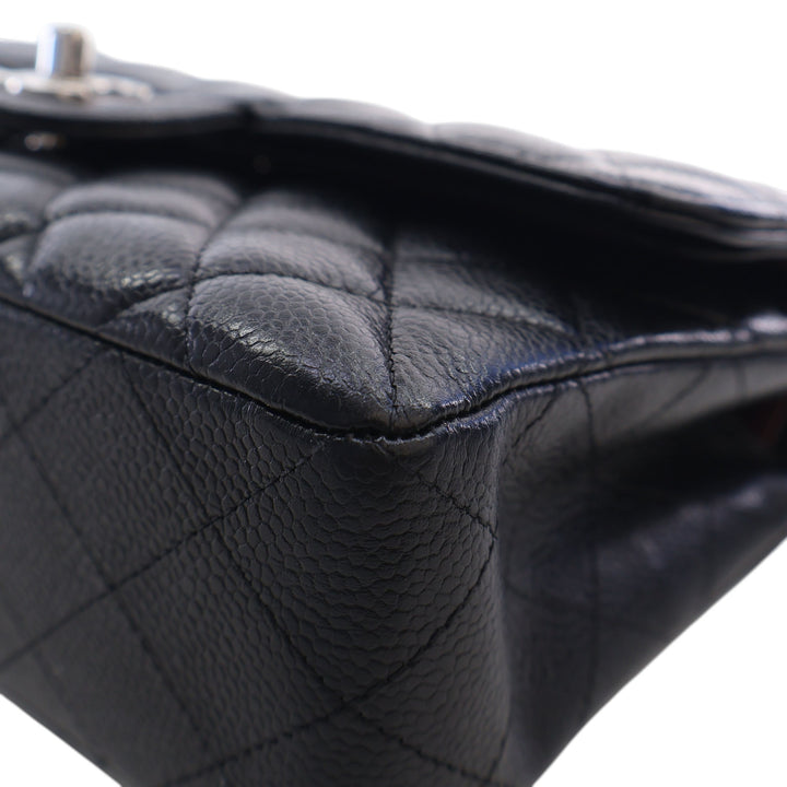 Chanel Classic Double rabat Petit Cuir caviar