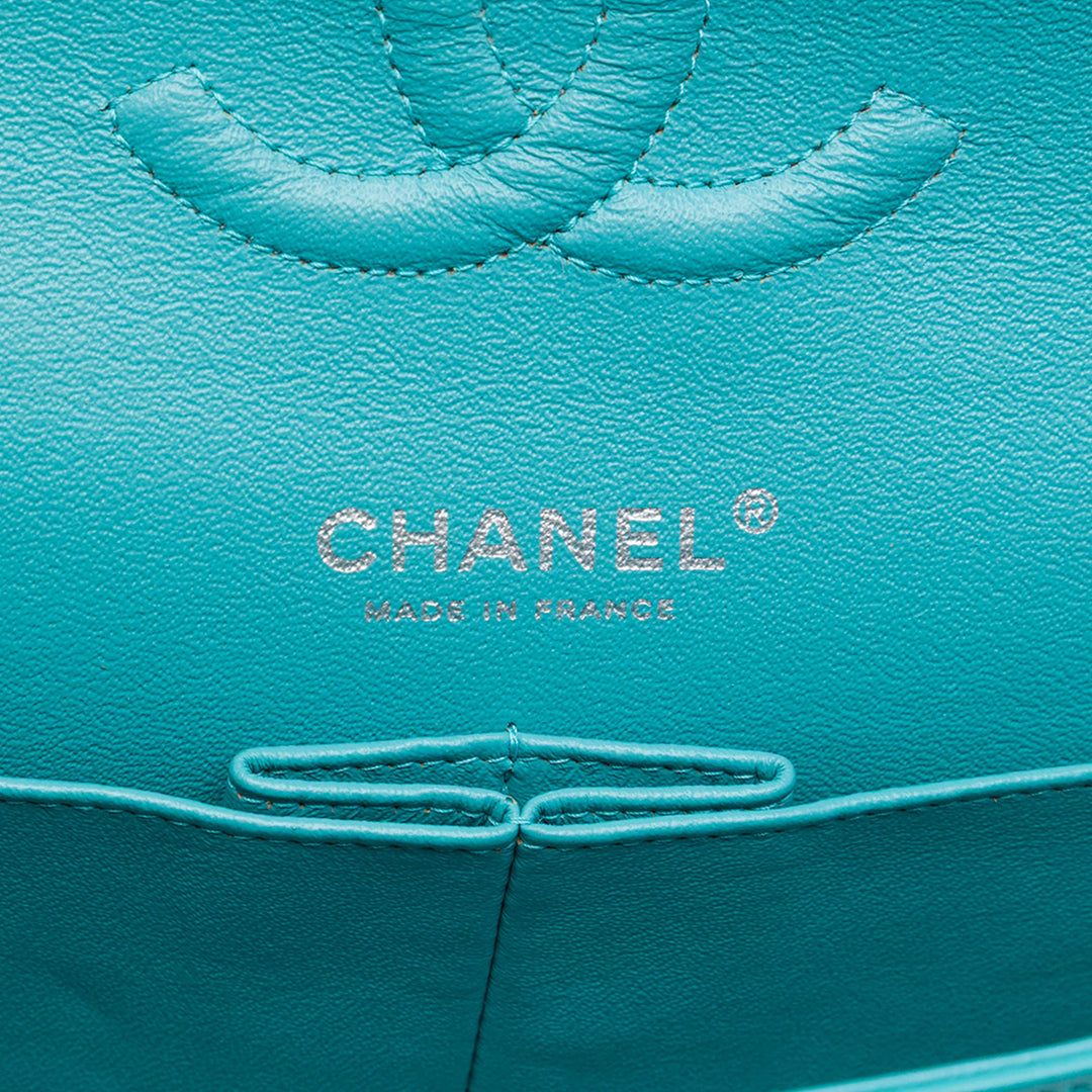 Chanel Medium Classic Cuir d’agneau Double rabat