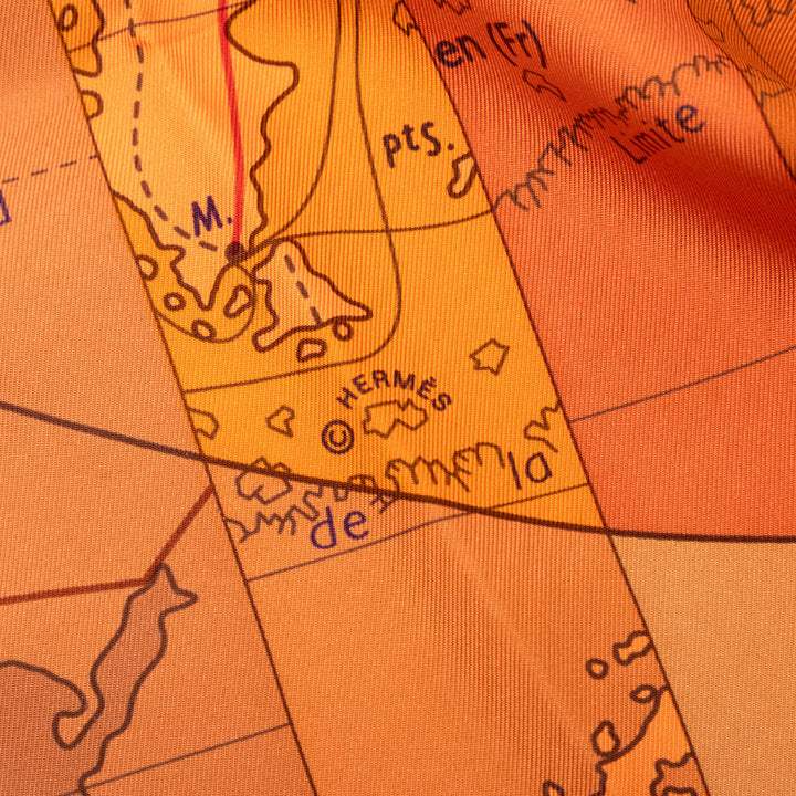 Hermès Le Monde Est Vaste Soie Foulard 90
