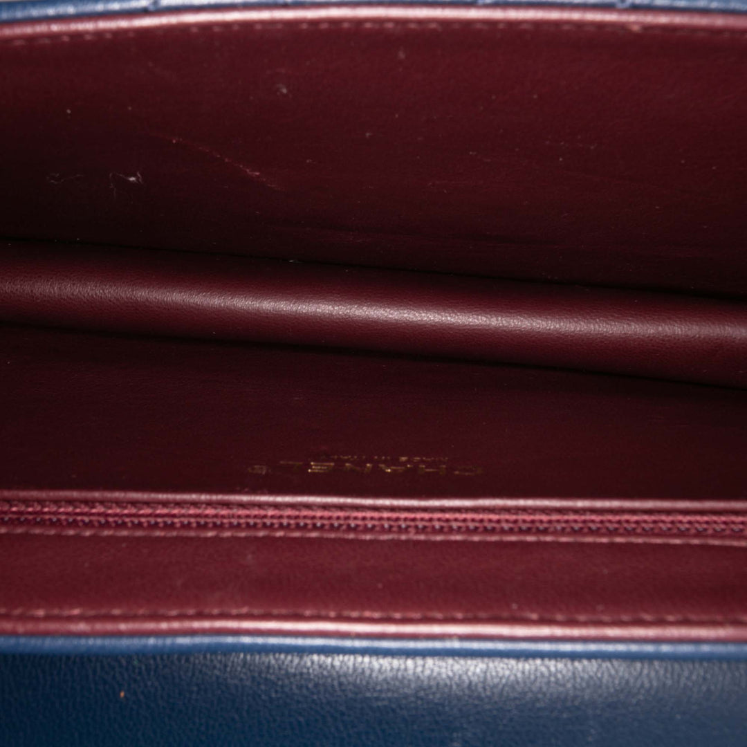 Medium Sheepskin Beauty Lock Flap Blue - Gaby Paris