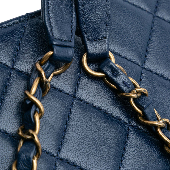 Medium Sheepskin Beauty Lock Flap Blue - Gaby Paris