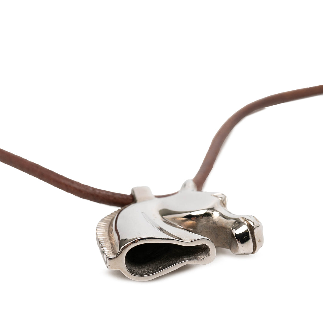 Hermès Palladium plaqué Horse Head Pendant Collier Métal
