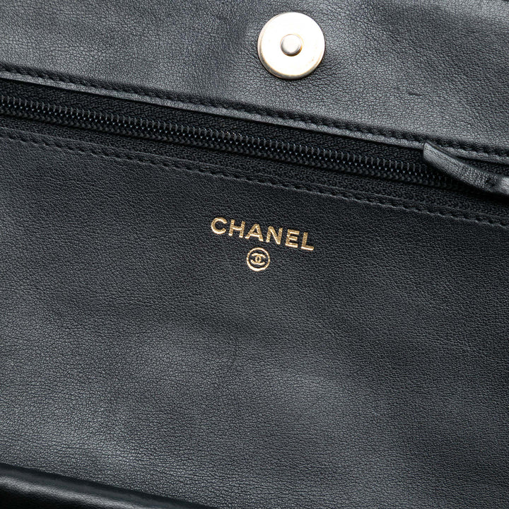 Chanel Matelassé Boy Wallet on Chain Cuir caviar Noir