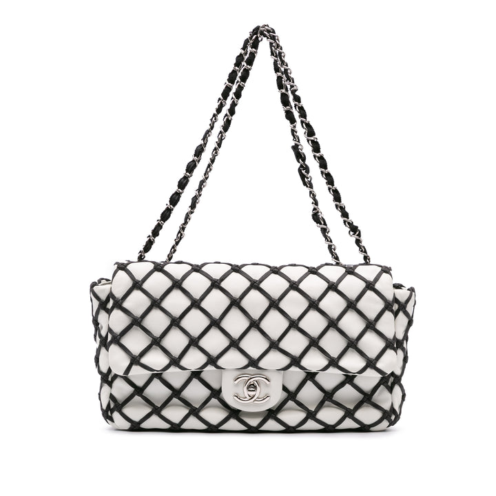 Chanel Jumbo Cuir de veau Canebiers Net Flap Blanc – GABY PARIS Authentique