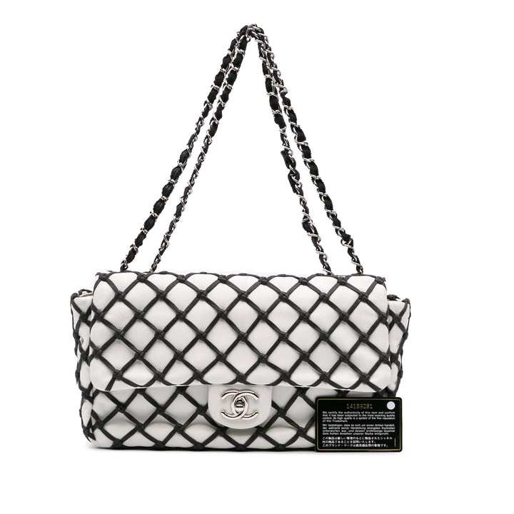 Chanel Jumbo Cuir de veau Canebiers Net Flap Blanc – GABY PARIS Authentique