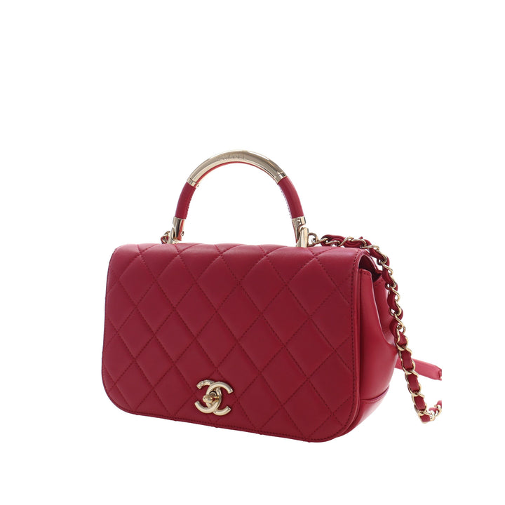 Chanel Sac à main Matelassé Carry Chic à rabat Petit Cuir d'agneau Rouge – vue 13 – GABY PARIS