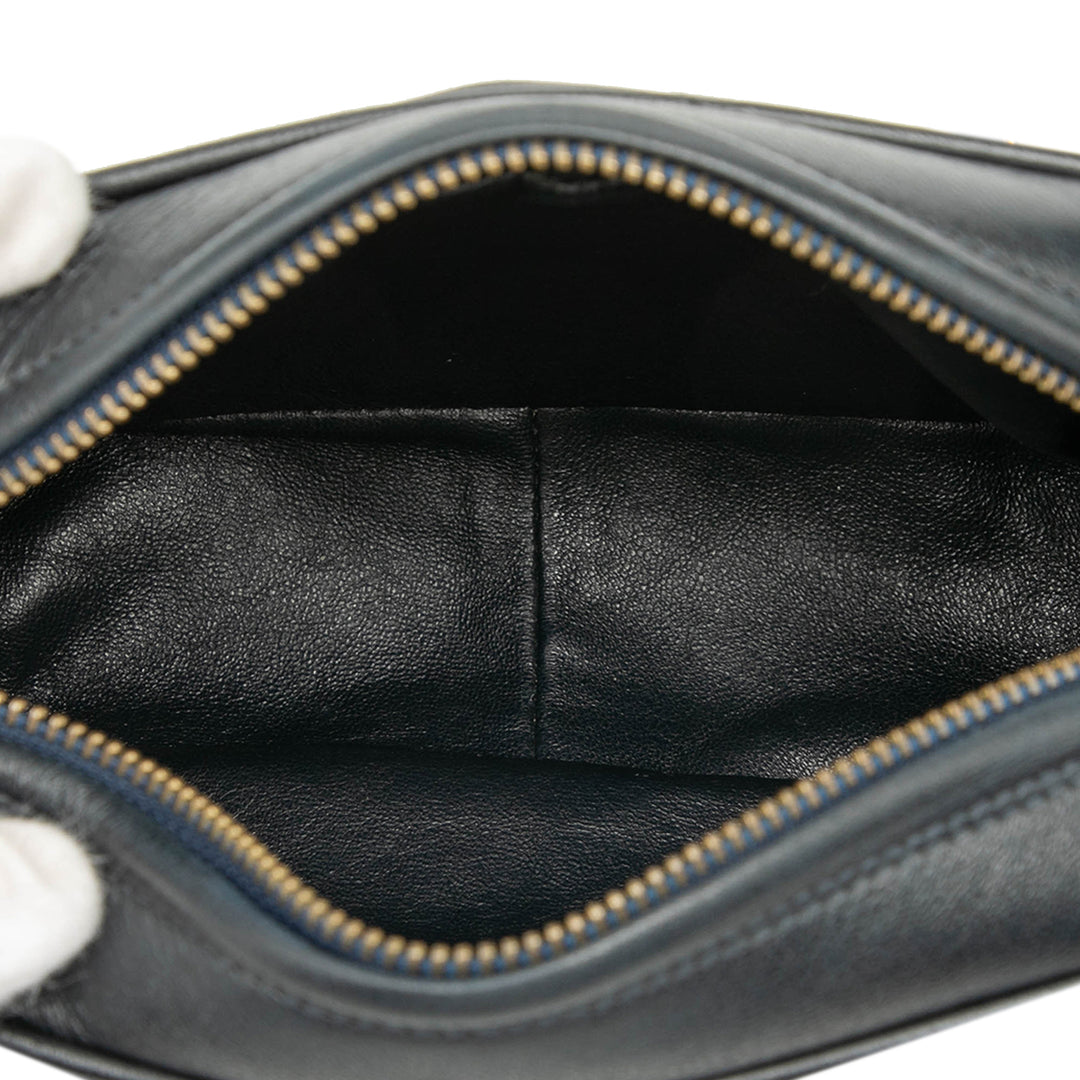 Chanel CC Matelassé Cuir d’agneau Pompon Sac caméra