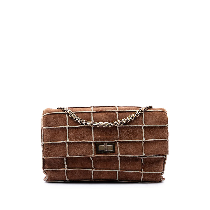 Chanel Sac porté épaule Identification Patchwork Reissue 2.55 à rabat Marron – vue principale – GABY PARIS