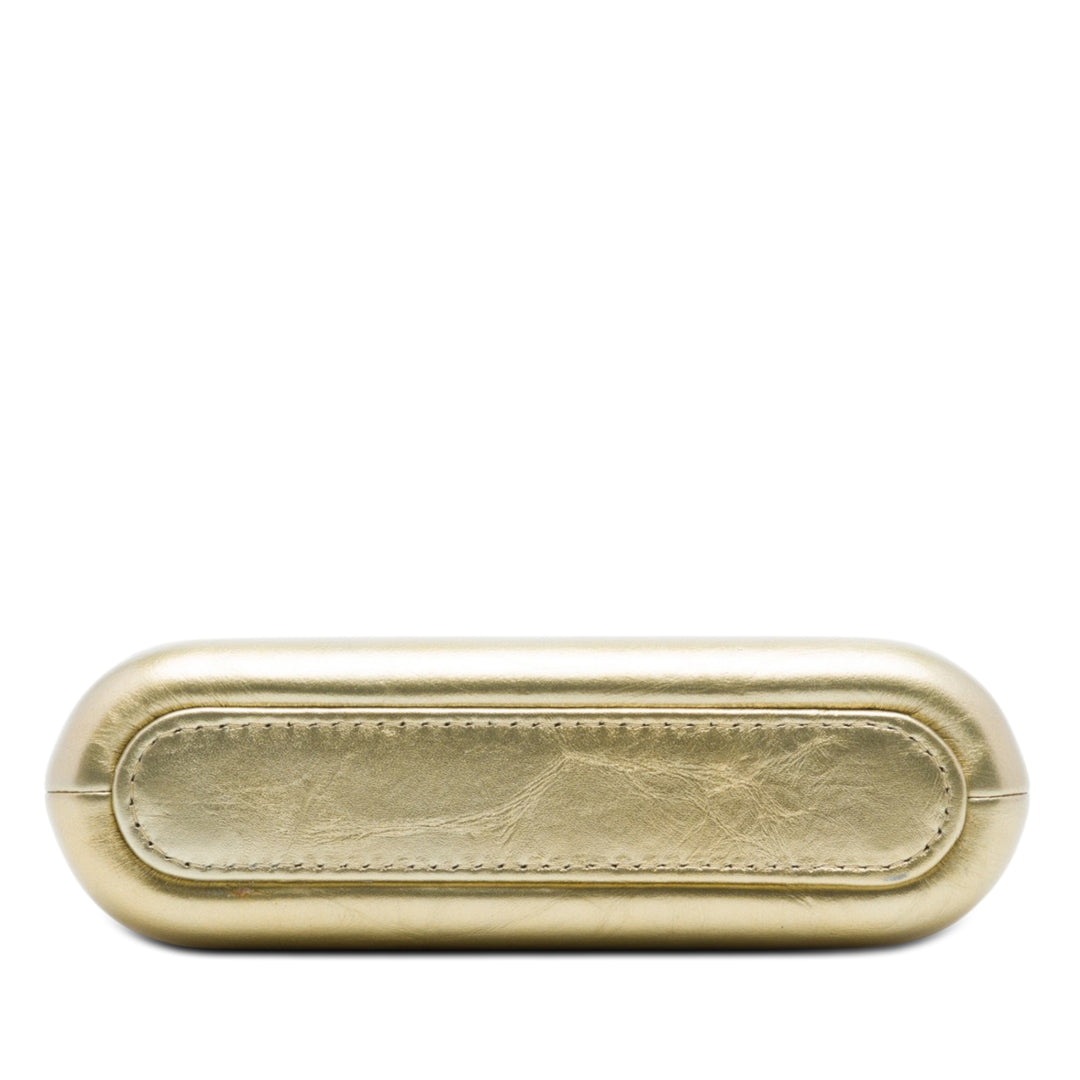 Chanel Matelassé Metallic vieilli Cuir de veau Gabrielle Pochette avec chaîne