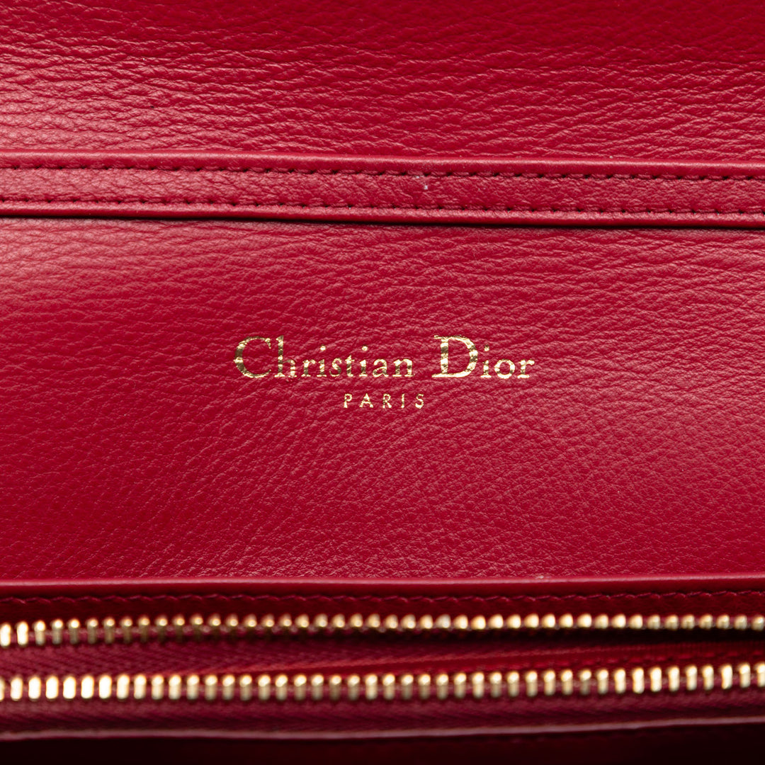 Dior Cuir verni 30 Montaigne Wallet on Chain