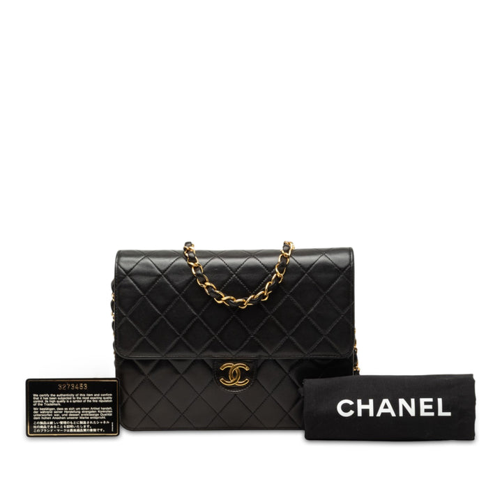 Chanel CC Matelassé Rabat simple Moyen Cuir d'agneau