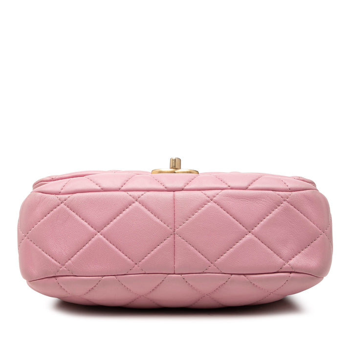 Chanel Small Matelassé Cuir d’agneau Candy Chain à rabat