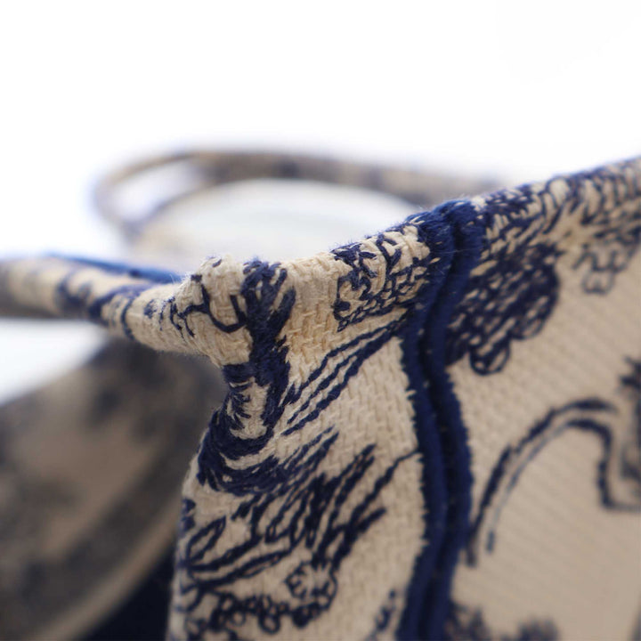 Dior Medium Toile brodé Reverse Dioriviera Toile De Jouy Book Cabas