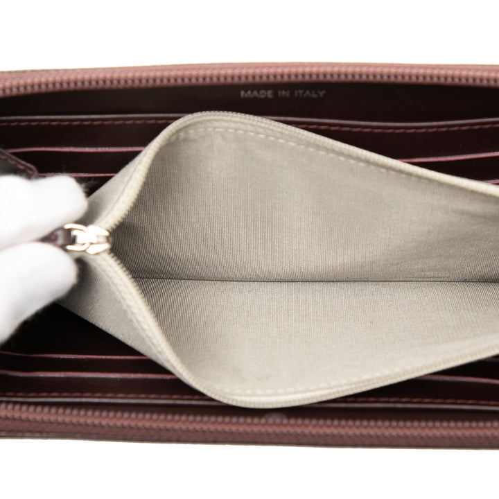 Chanel CC Caviar Zip Around Portefeuille