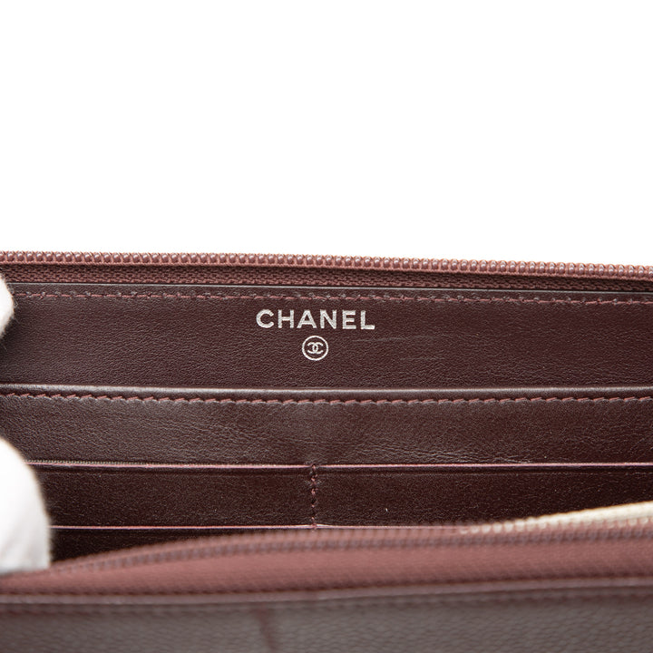 Chanel CC Caviar Zip Around Portefeuille