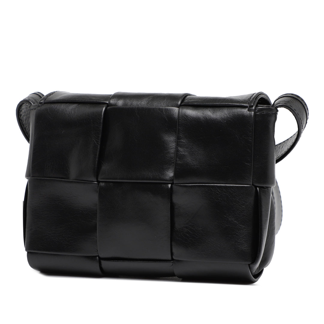 Candy Paper Intrecciato Cassette Sac Cuir de veau Noir