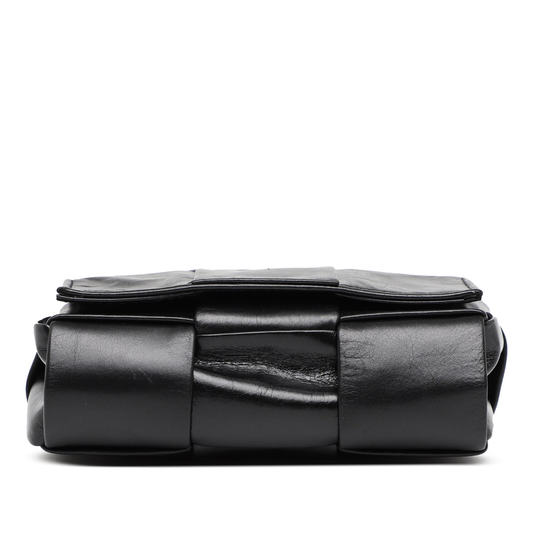 Candy Paper Intrecciato Cassette Sac Cuir de veau Noir