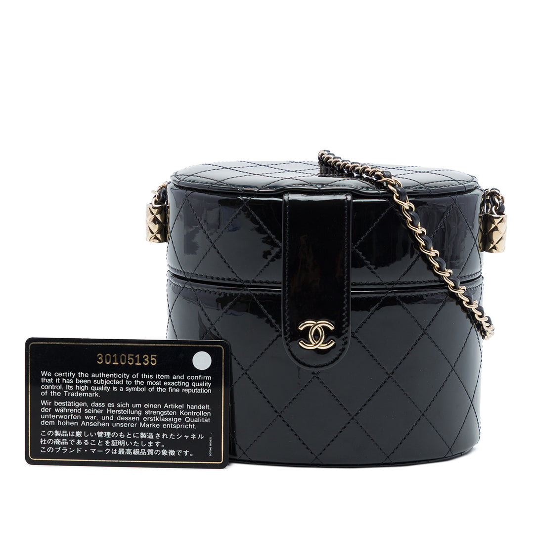 Chanel CC Matelassé Cuir verni Rond Vanity Pochette avec chaîne