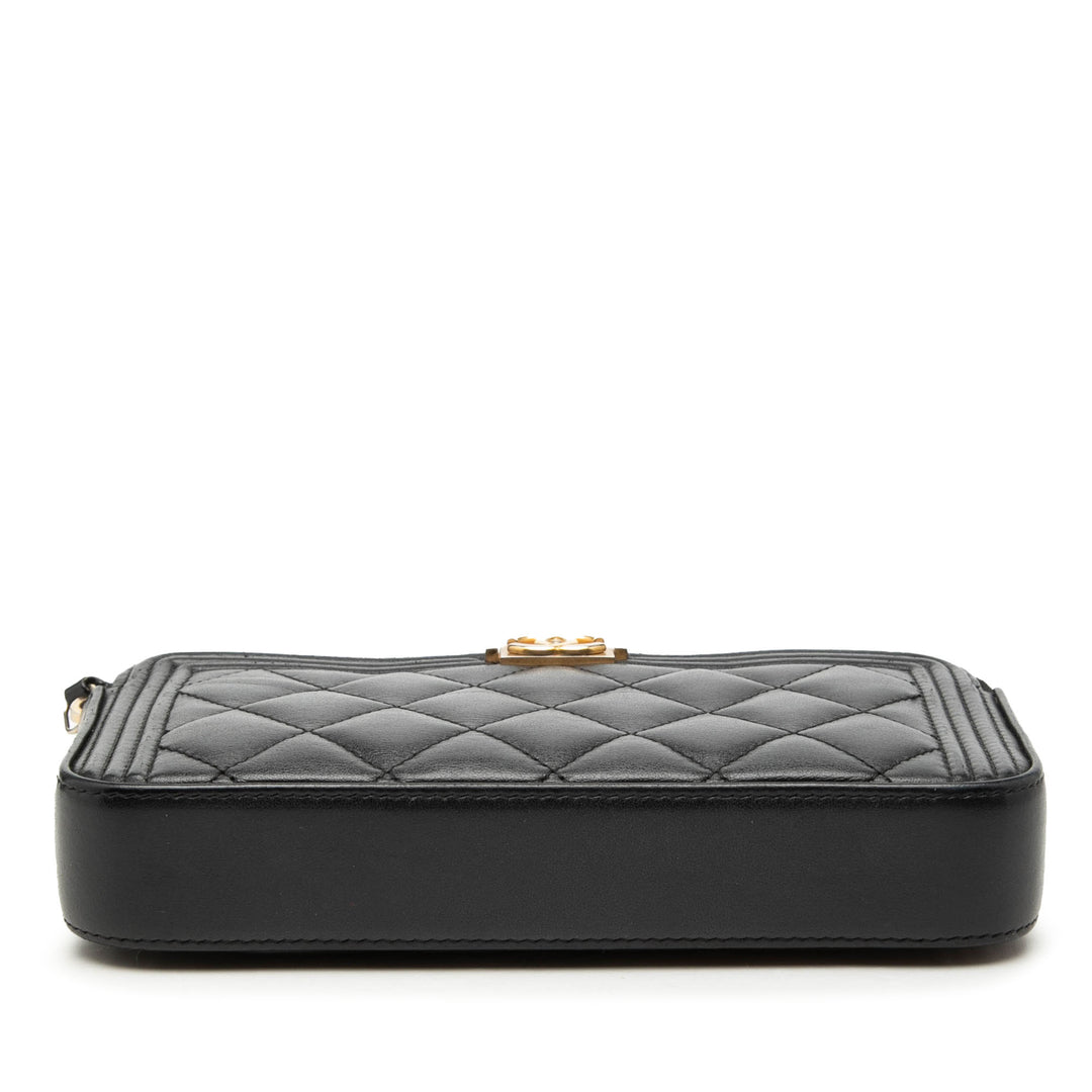 Chanel Matelassé Cuir d’agneau Boy Double Zip Wallet on Chain