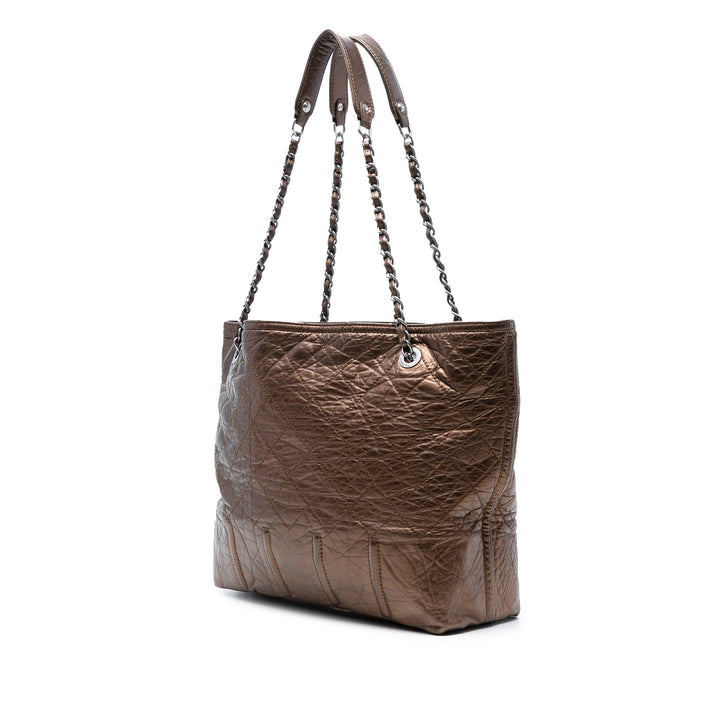 Chanel Distressed Cuir de veau Shopping In Moscow Cabas