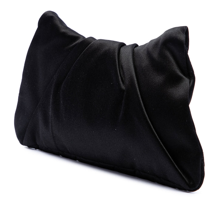 Chanel CC Matelassé Half Moon Pochette Petit Noir – vue 2 – GABY PARIS