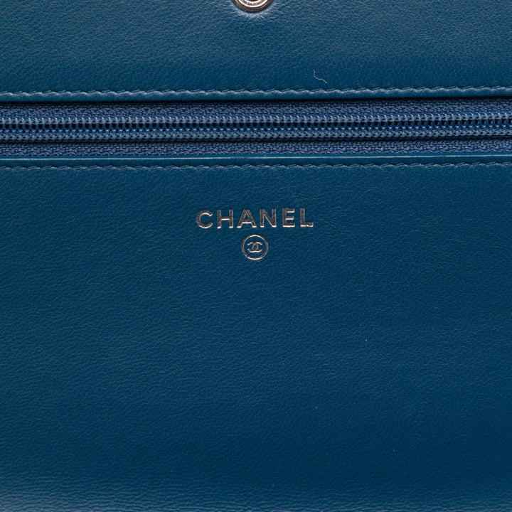 Chanel CC embossé Diamond Wallet on Chain Cuir d'agneau Bleu – vue 5 – GABY PARIS