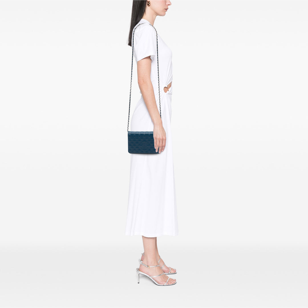 Chanel CC embossé Diamond Wallet on Chain Cuir d'agneau Bleu – vue 6 – GABY PARIS