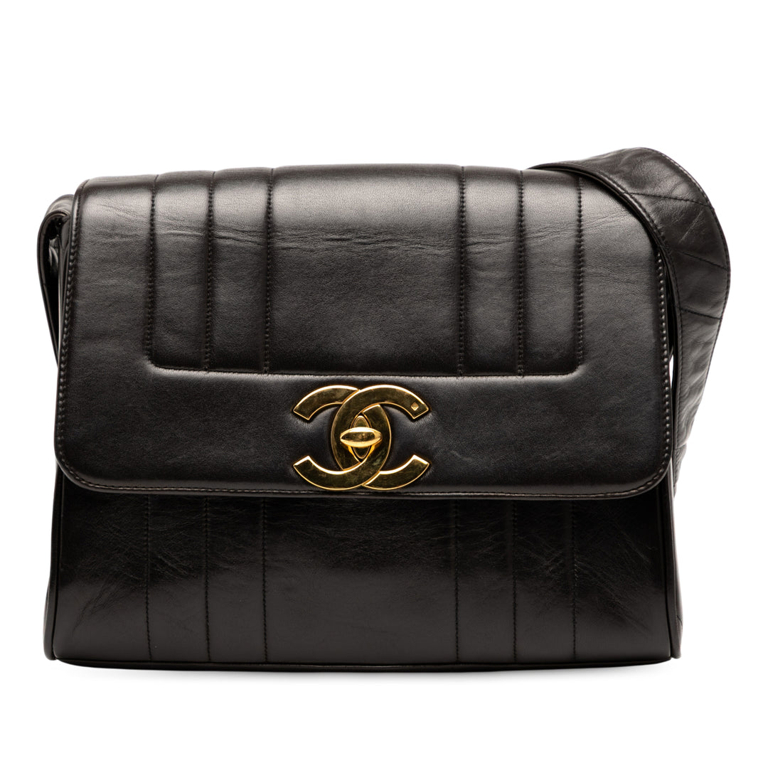 Chanel Vertical Quilt à rabat Cuir d'agneau