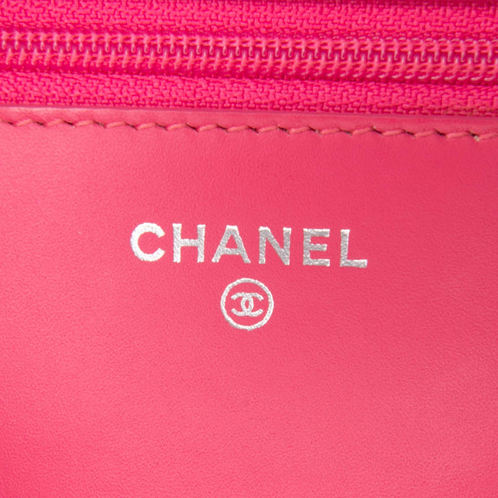 Bicolor Classic Patent Wallet On Chain Red - Gaby Paris