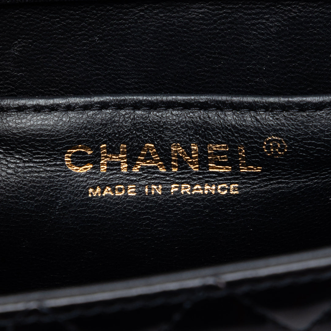 Chanel CC Matelassé Cuir verni Square à rabat