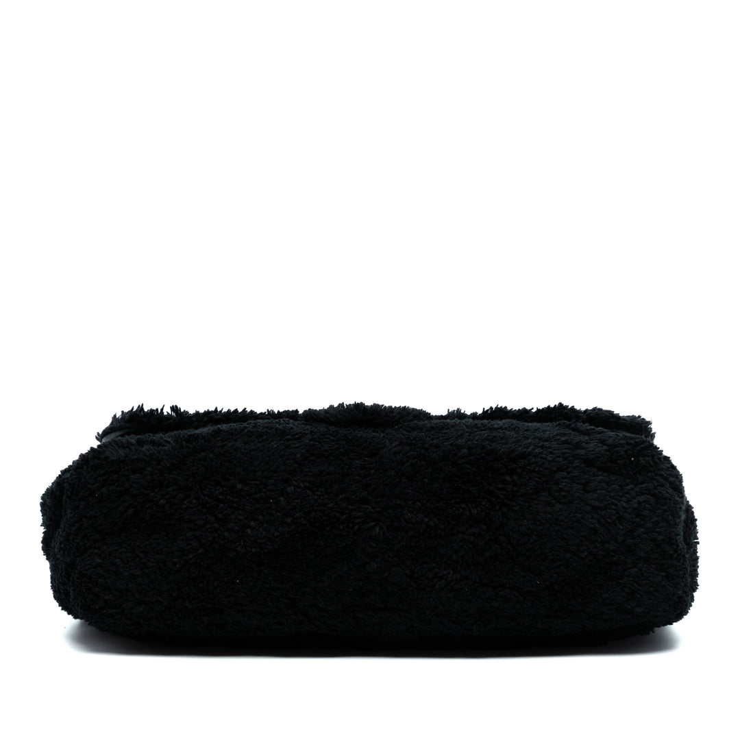 Chanel Jumbo Quilted Shearling Simple rabat Noir – GABY PARIS Authentique