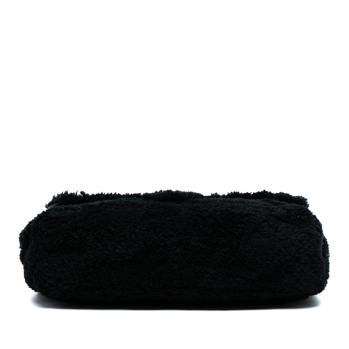 Chanel Jumbo Quilted Shearling Simple rabat Noir – GABY PARIS Authentique