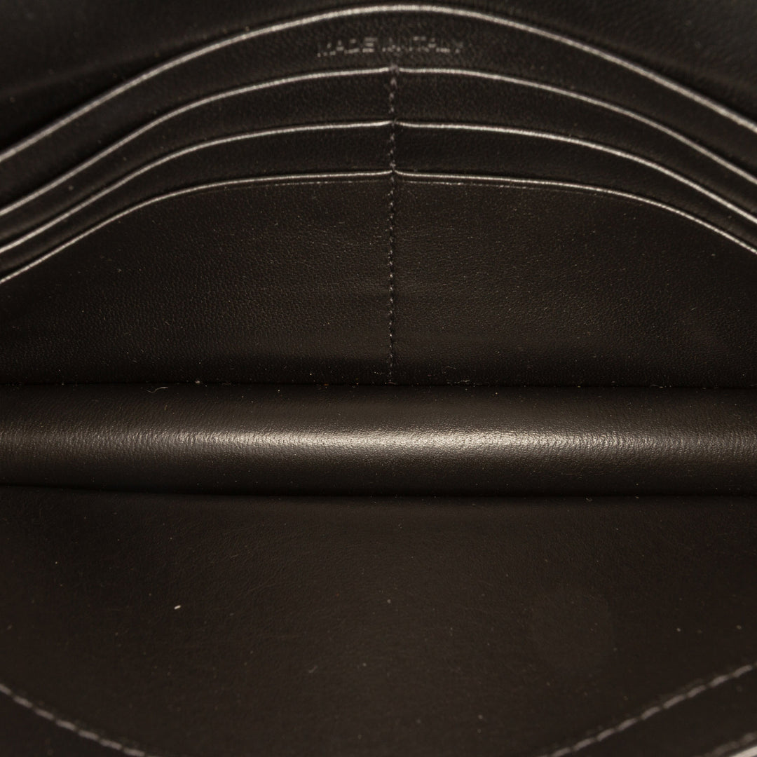 Saint Laurent Chevron Cuir Cassandre Envelope Chain Portefeuille