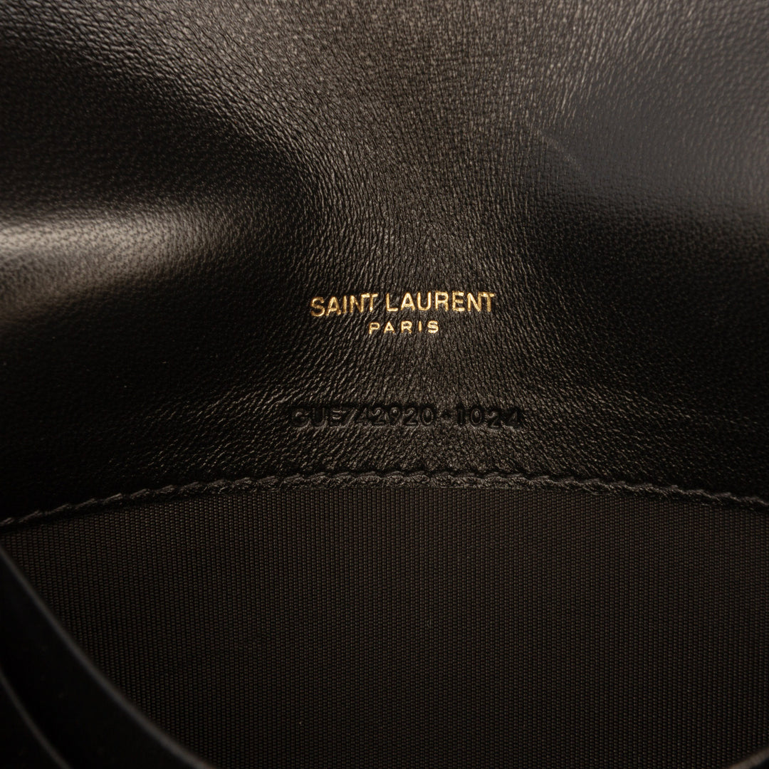 Saint Laurent Chevron Cuir Cassandre Envelope Chain Portefeuille