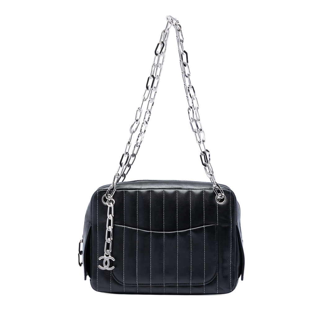Chanel Small Vertical Matelassé Cuir d’agneau Mademoiselle Sac caméra