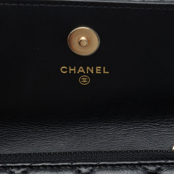 Chanel Matelassé Perles Pochette avec chaîne Maxi Cuir d'agneau Noir