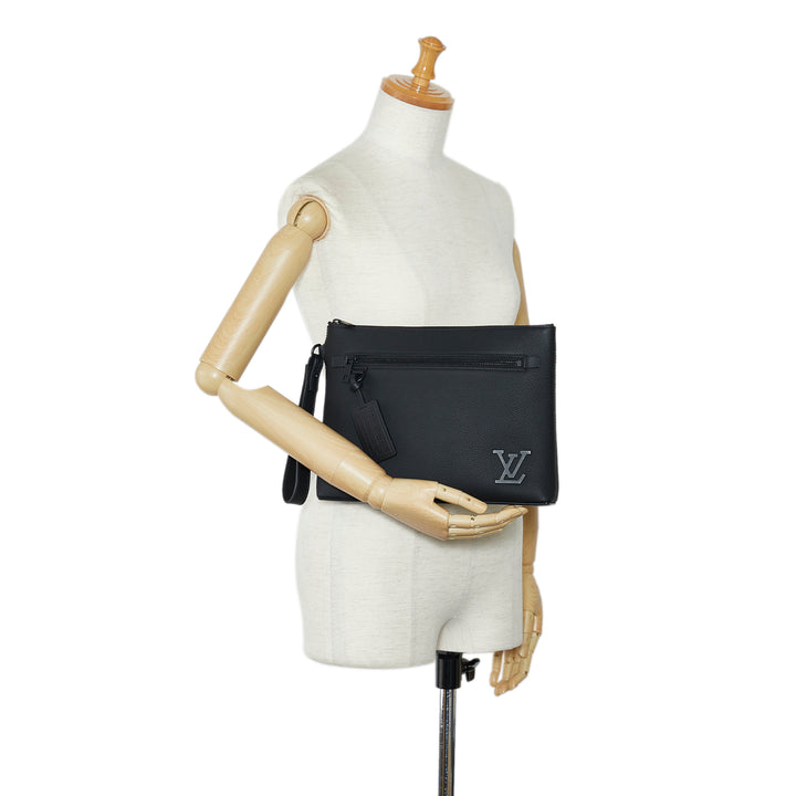 Aerogram Takeoff Pouch Black - Gaby Paris