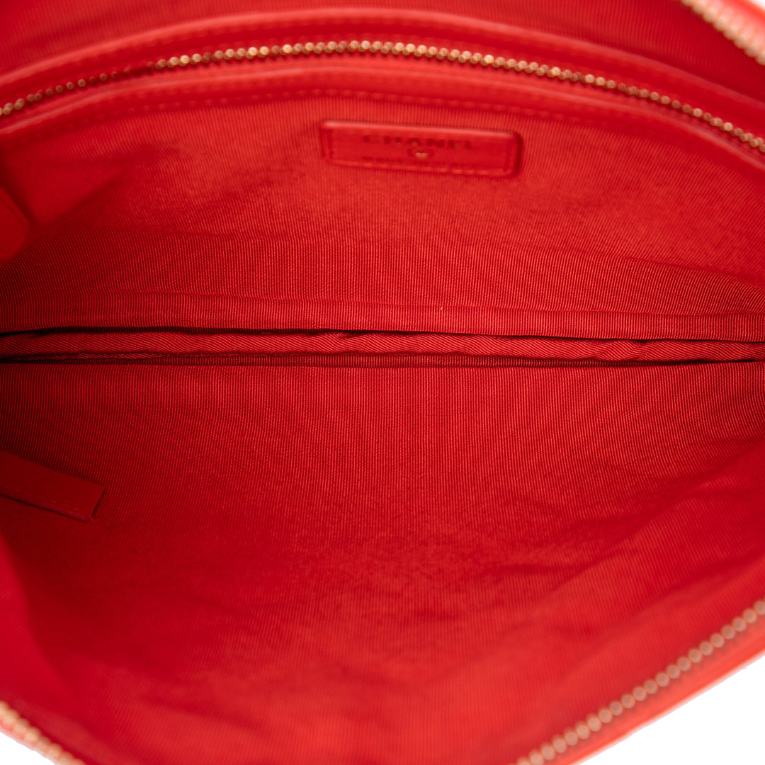 Chanel Medium Matelassé Cuir d’agneau O Étui Pochette