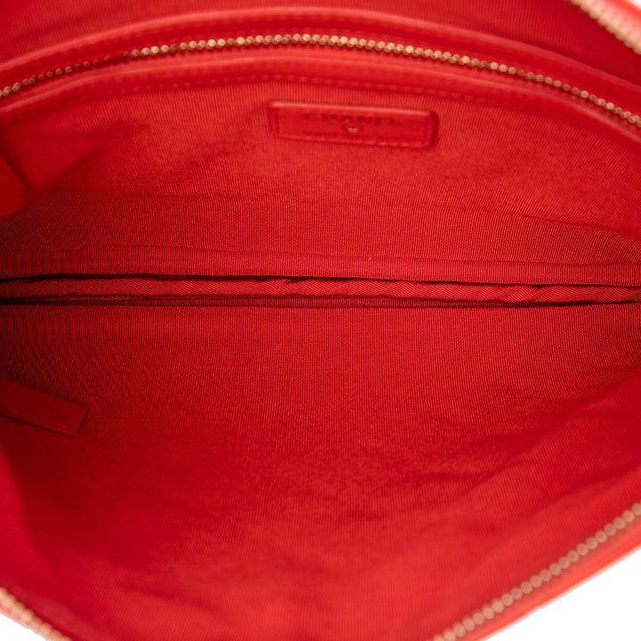 Chanel Medium Matelassé Cuir d’agneau O Étui Pochette