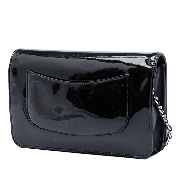 Chanel CC Cuir verni Strass Embellished Wallet on Chain